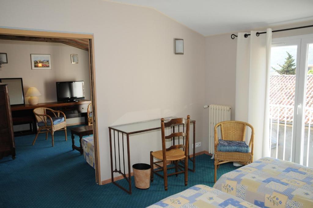 Grand Hotel Du Cours Sisteron Exterior photo